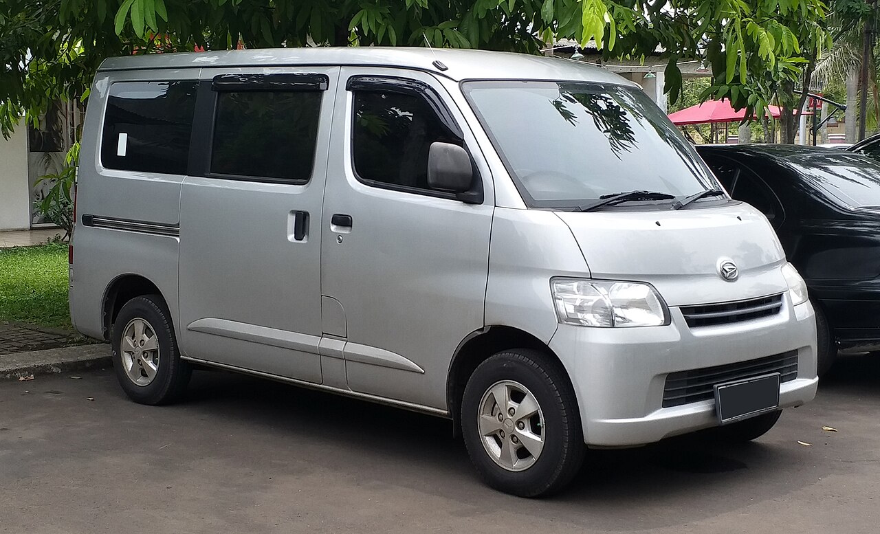 Daihatsu grandmax